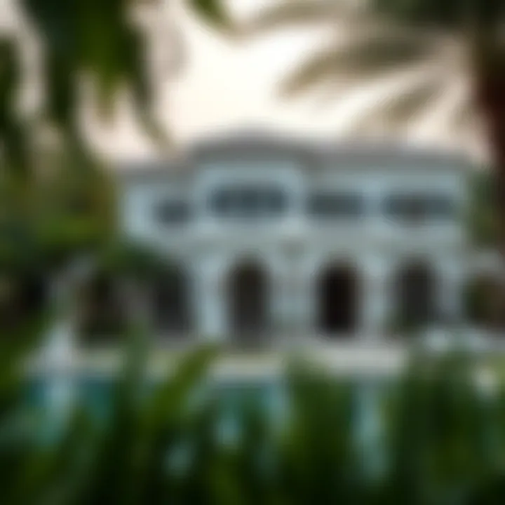 Elegant Villas in Jumeirah Luxurious villa in Jumeirah surrounded by greenery